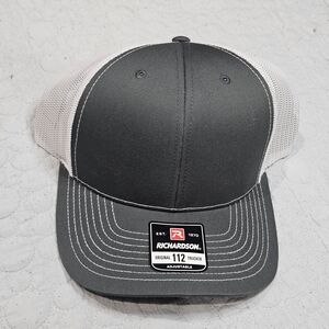 Richardson 112 Classic Trucker Hat OSFM Snapback Charcoal/White